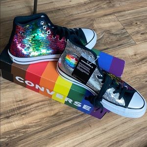 Pride Limited addition Converse